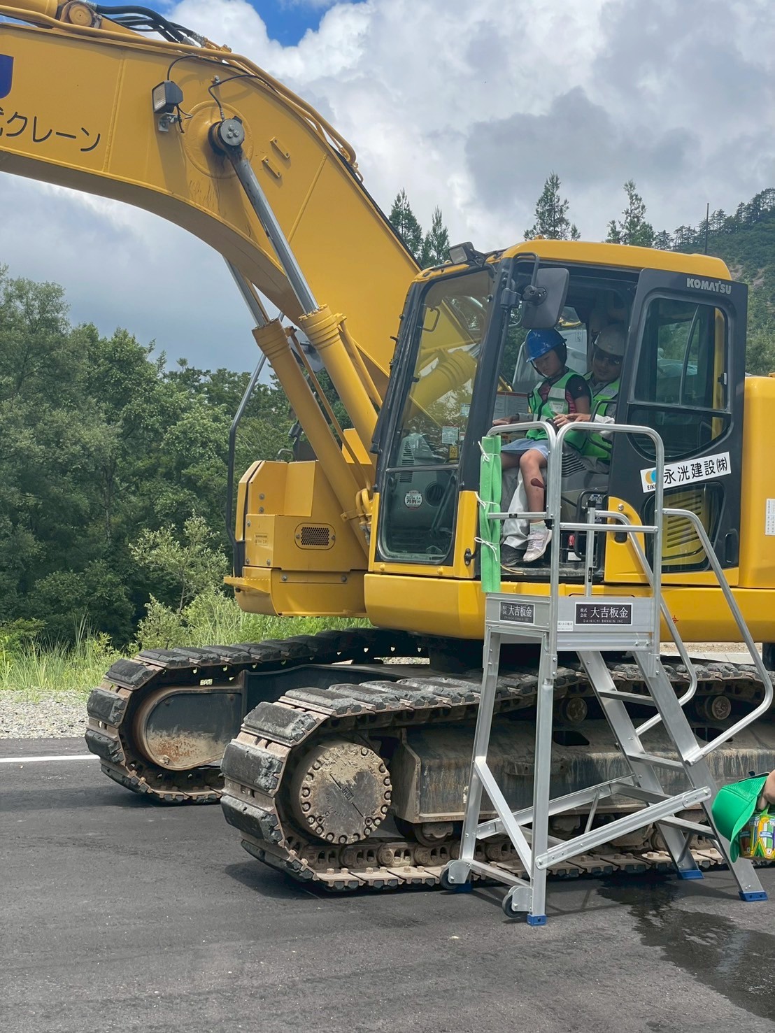 LINE_ALBUM_建設現場見学会（只見町国道289号　八十里越）_250803_88