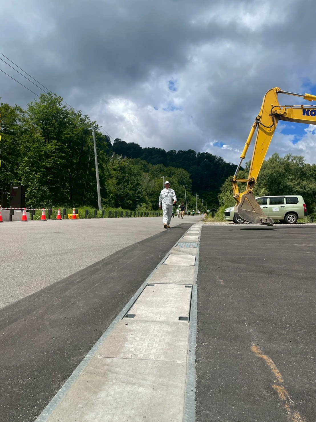 LINE_ALBUM_建設現場見学会（只見町国道289号　八十里越）_250803_108